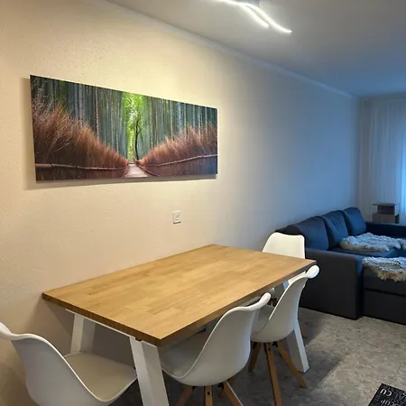 Gemuetliche Im Haus Pfeiren * 로이커바드